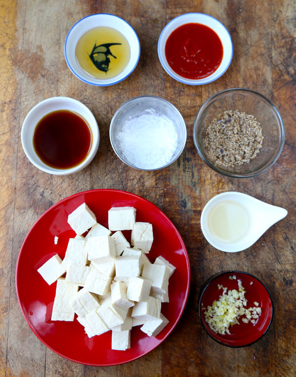 How to make tofu - ingredients for honey sriracha tofu